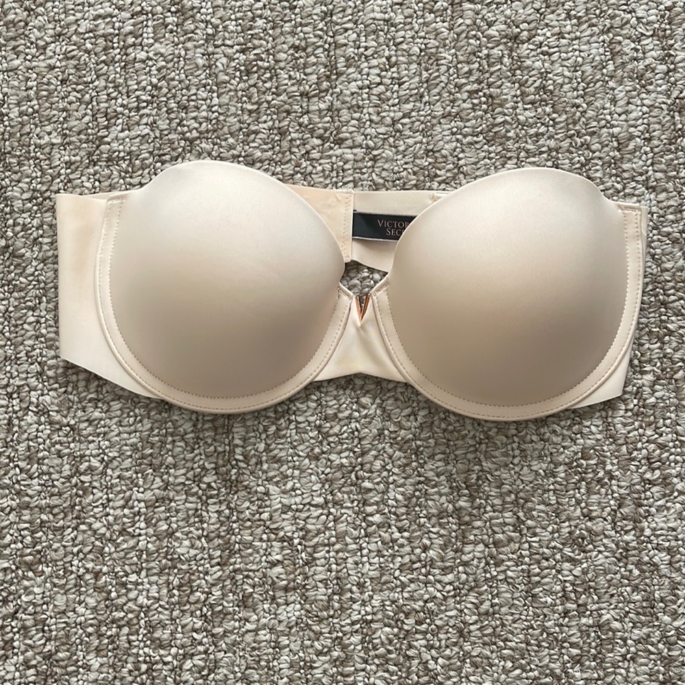 VICTORIAS SECRET strapless bra